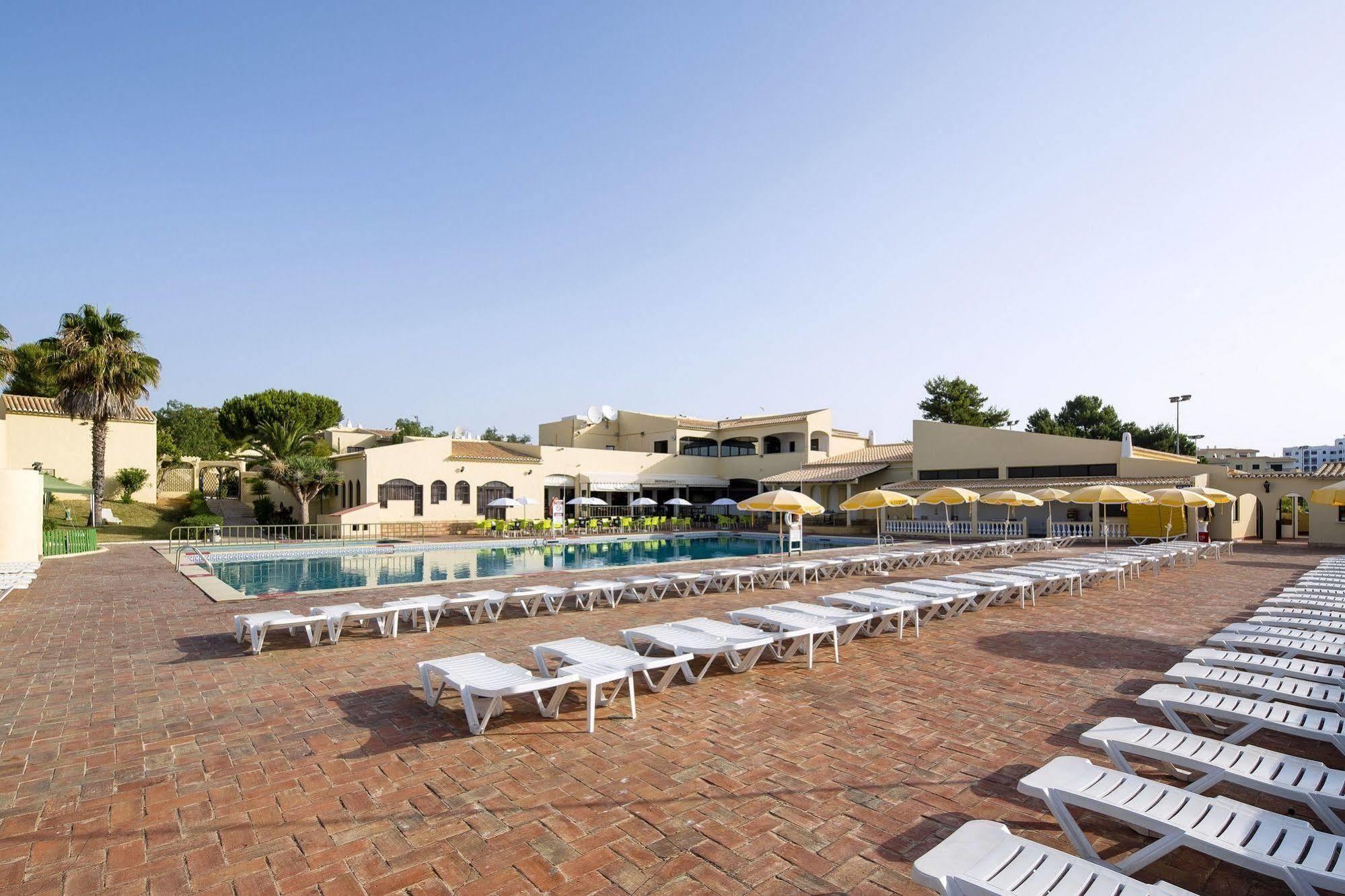 Alvor Clube Brisamar Aparthotel Exterior photo